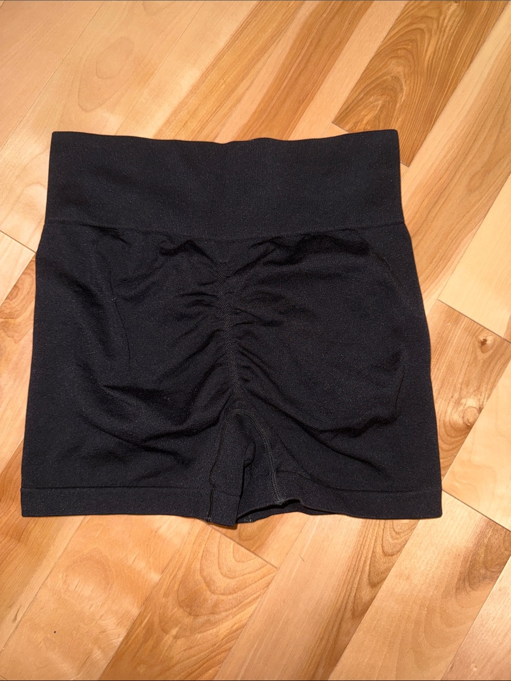 Women’s Black High-Waist Ruched Bum Shorts S